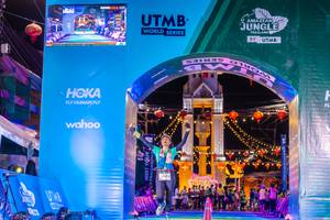 BIB: 932
                            <button type="button" onclick="openModal(21813073)" class="btn btn-primary btn-sm float-right btn-popup" data-toggle="modal" data-target=".modal-high-quality">
                        <i class="fas fa-shopping-cart"></i> Add to Cart
                    </button>
                                            <button type="button" onclick="isThisMe(21813073, true)" class="btn btn-success btn-sm float-right btn-popup btn-isme hidden" data-toggle="tooltip" data-placement="bottom" title="นี่คือรูปของคุณใช่ไหม คลิกที่นี่เพื่อเอาเข้าอัลบั้ม">
                        <i class="fas fa-plus"></i> Add to album
                    </button>
                    <button type="button" onclick="isThisMe(21813073, false)" class="btn btn-warning btn-sm float-right btn-popup btn-isnotme hidden">
                        <i class="fas fa-ban"></i> Remove from album
                    </button>